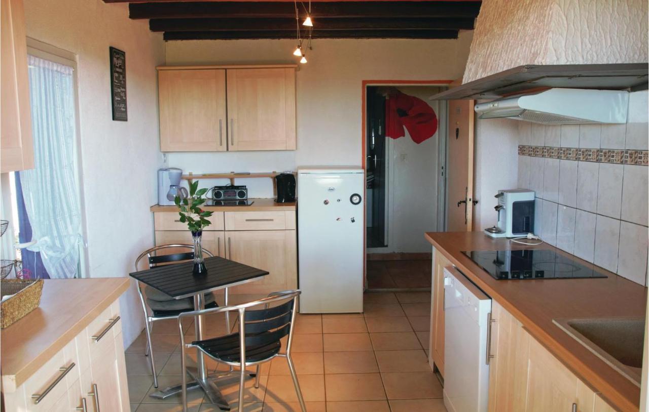 Gorgeous Home In Lavardac With Kitchen 외부 사진
