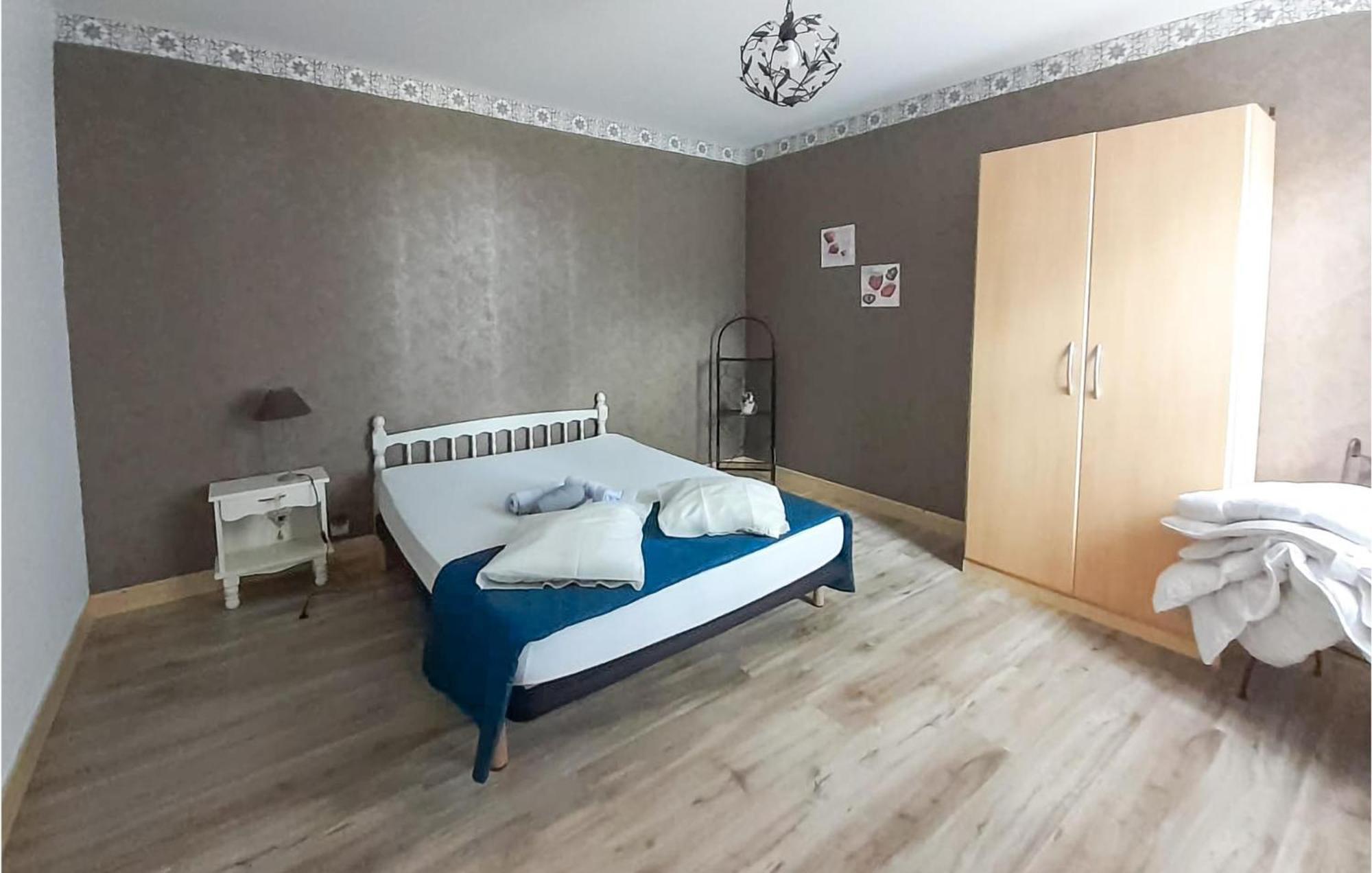 Gorgeous Home In Lavardac With Kitchen 외부 사진
